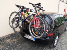 Menabo Mistral trunk bike rack