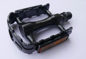 Spyral Energy flat pedal