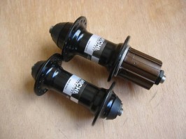 Miche Magnum front hub