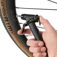 Blackburn Airtower Pro Digital floor pump