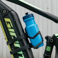 Granite Aux E+ Carbon bottle holder with Strap Kit