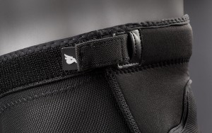 Bluegrass Solid knee protector