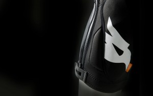 Bluegrass Solid D3O knee protector