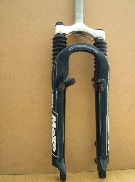 Mozo store suspension fork