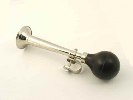 Noname fém duda, egyágú horn
